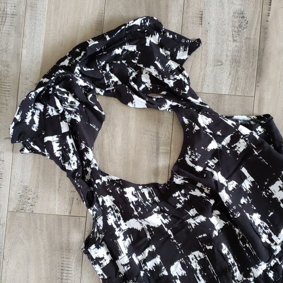 Short summer dress - Picture 3 of 5